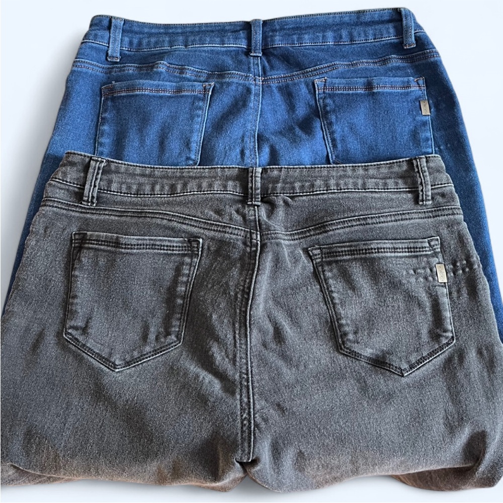 2 Pair of 1822 Denim Brand Skinny Stretch Jeans in Black Denim and Blue Denim - Picture 4 of 10